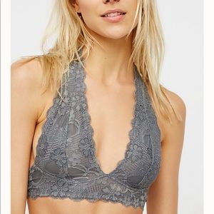 s dark grey Free People halter bralette🌻
